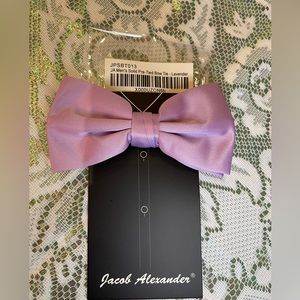 Jacob Alexandra NEW pre-tied Adjustable Bow Shiny Tie Lavender